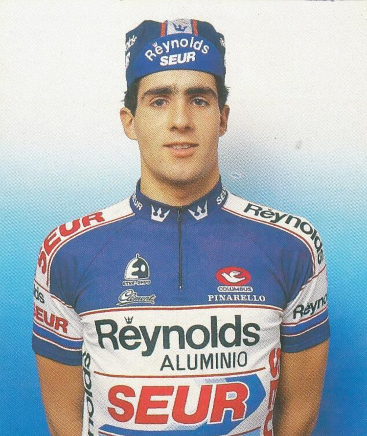 Casquette de cyclisme de dessin animé de vaisseau spatial